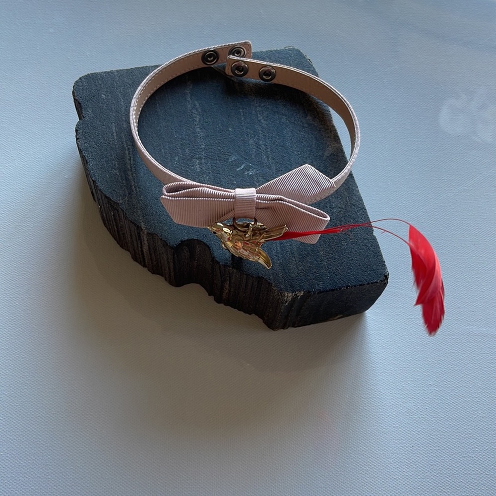 Authentic RED VALENTINO
BIRD DETAIL NECKLACE - Picture 8 of 9